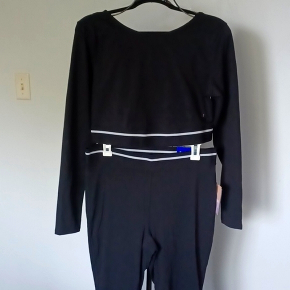 NWT JoyLab set: high-rise wide leg legging + long sleeve TEE - Picture 4 of 13